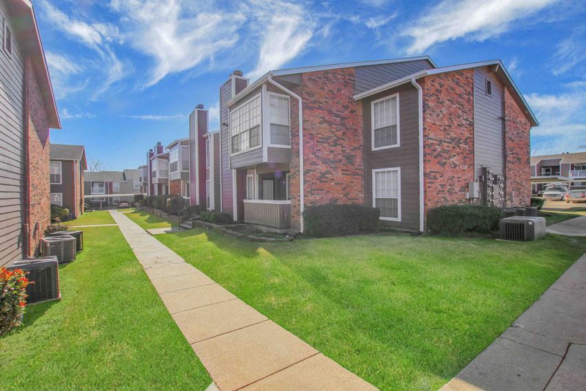 The Broadway Apartment Homes, 5118 Broadway Boulevard, Garland, TX